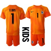Billiga Frankrike Hugo Lloris #1 Målvakt Barnkläder Hemma fotbollskläder till baby VM 2022 Kortärmad (+ Korta byxor)